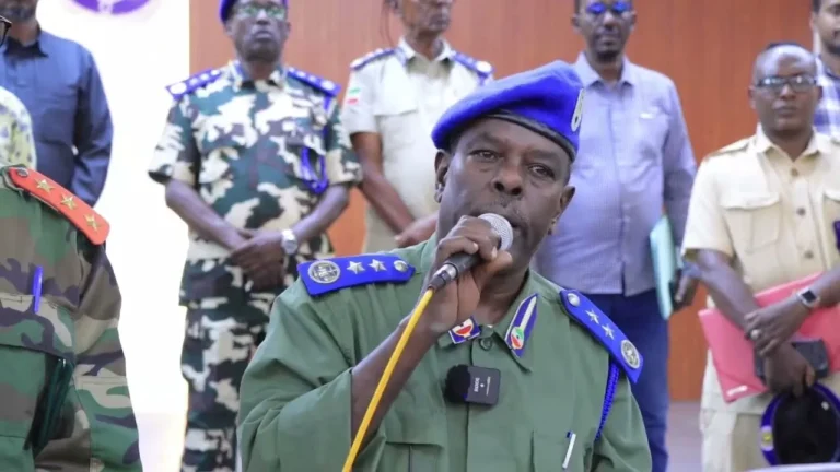 Askarigii dilay Taliyihii Saldhiga Xaafada Maxamed Mooge ee Magaalada Hargeysa oo dil lagu xukumay.