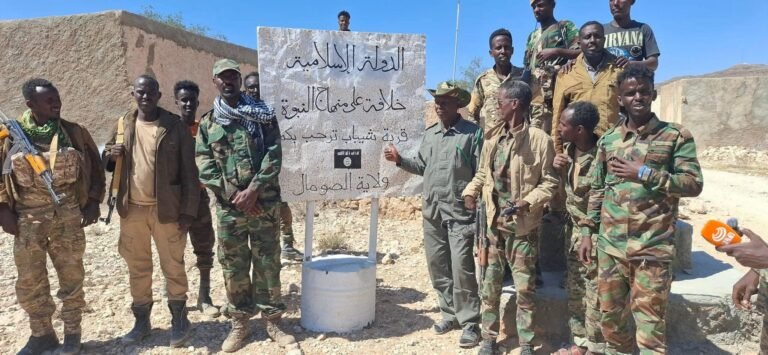 Daacish oo lumisay farriisimihii ugu muhiimsanaa oo ay kaga sugnaayeen buuraha gobolka Bari.