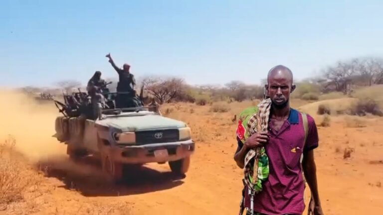 {DAAWO MUQAALKA} Macawisleydda Hiiraan oo soo bandhigay AS-kii Saakay ay ku dileen Dagaalka.