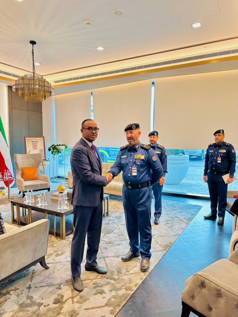 Soomaaliya & Kuwait Oo Ka Wada Hadlay Maareynta Xaaladaha Degdega Ah