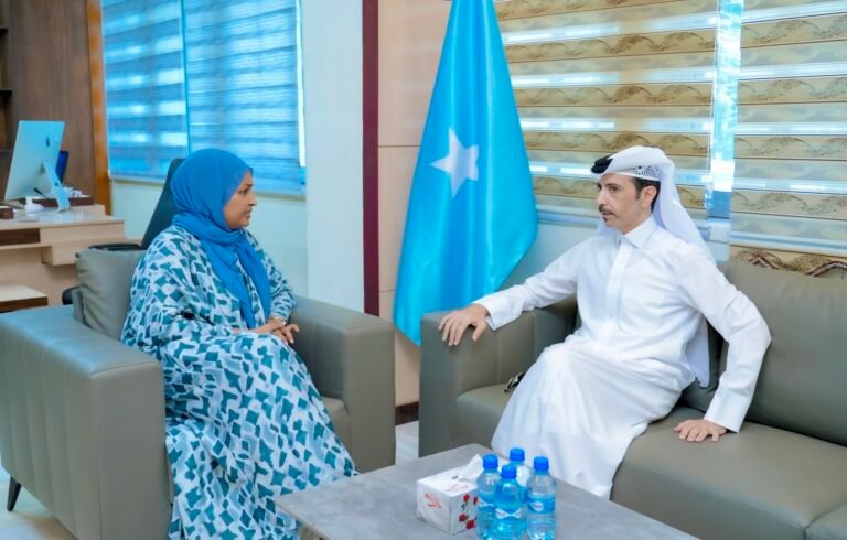 Soomaaliya Iyo Qatar Oo Ka Wada Hadlay Arimo Ay kamid Yihiin Xuquuqul Insaanka