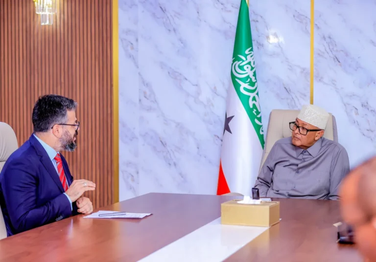 Madaxweyne Ciro oo la kulmay wafti sare oo ka socda……….