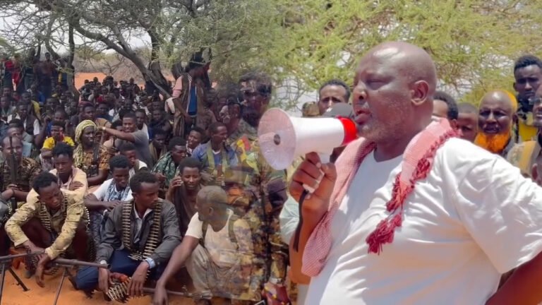 {DAAWO MUQAALKA}  Ciidama u socda Farumaha dagaalka oo laga sagootiyay Moqokori