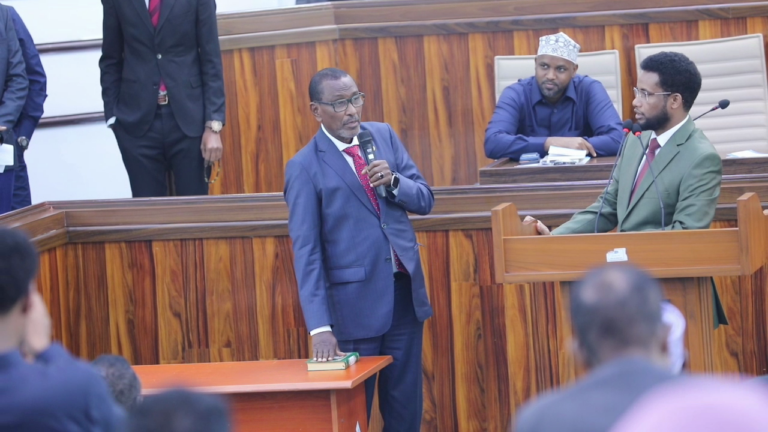 Kursiga HOP248 oo Maanta loo dhaariyay Maxamed Cabdi Xasan Afweyne