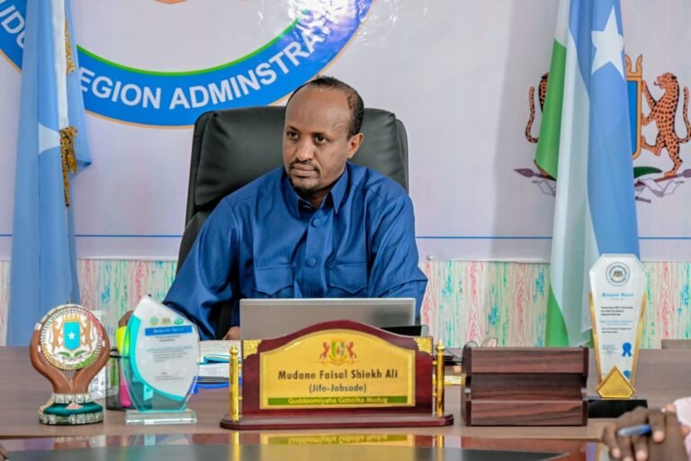 Puntland Oo ka digtay Qaadashada Kaarka NIRA.