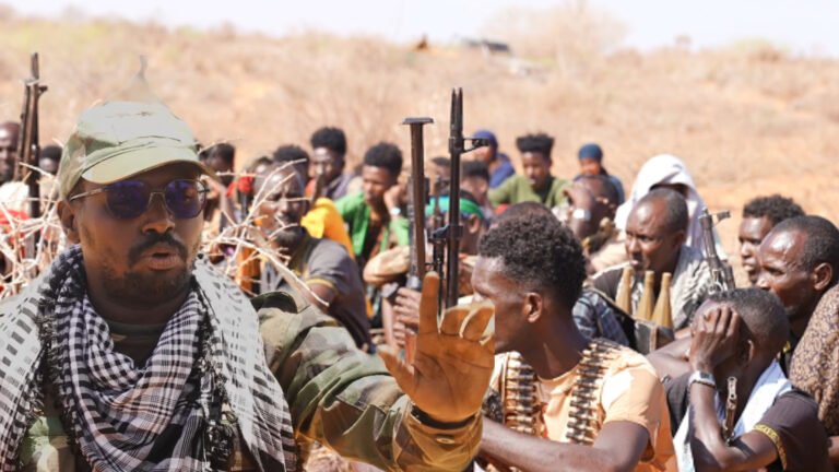 {DAAWO MUQAALKA} Gudoomiye Shuute”Qalinkii waan soo dhigay qoray ayaan soo qaatay Markan”