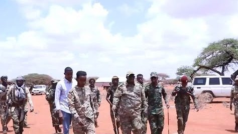 {DAAWO MUQAALKA} Generaal Hambacoorʻ ragaa melaha waregaa waxaan lee yahy alllow dariis ficaan ku aadi.