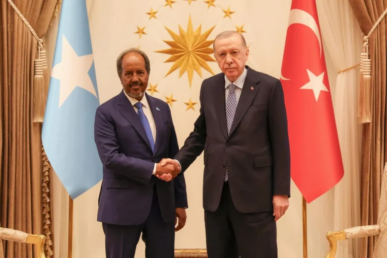 Madaxweynayaasha Turkiga iyo Soomaaliya oo shir jaraa’id oo wadajir ah qabtay kaddib wadahadallo ay maanta ku yeesheen Ankara.
