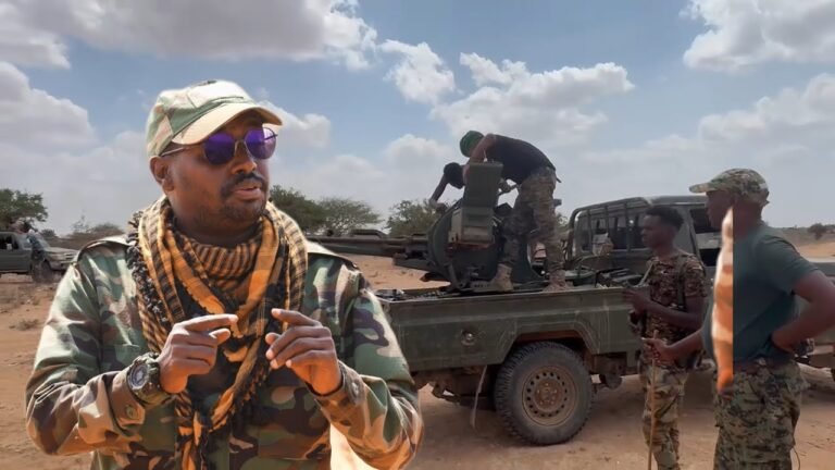 {DAAWO MUQAALKA} Naga mid maahan Askari walaalkiis Difaac uga baxay”Gudoomiye Shuute”