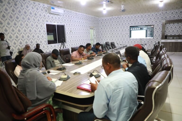 {DAAWO SAWIRADA} Wasiir Caasho oo shir gudoomisay Shirka Isku xirka Howlaha la xiriiro El Nino ee Hirshabeelle.