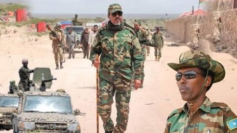 {DAAWO MUQAALKA} WAR DEG-DEG AH: Madaxweyne Xasan Sheekh iyo Taliye Sanbaloolshe oo gaaray Moqokori.