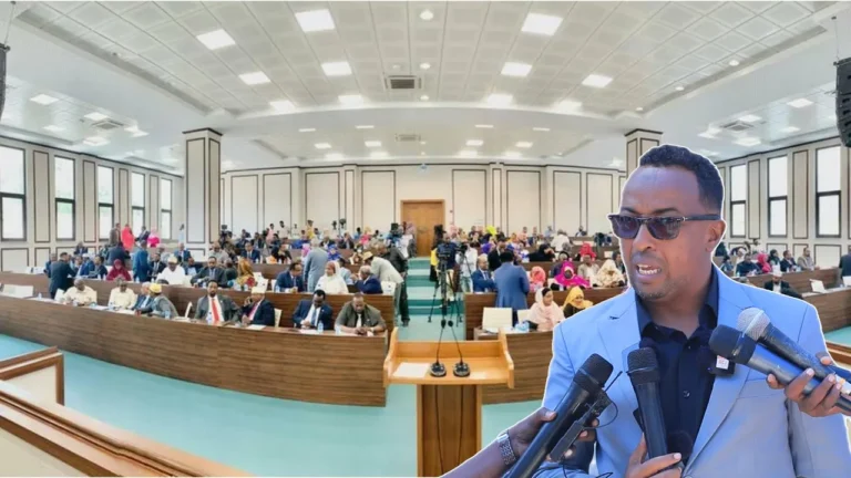 {DAAWO MUQAALKA} Xildhibaan Raaxeeye oo ka hadlay buuqii maanta ee Baarlamaanka.