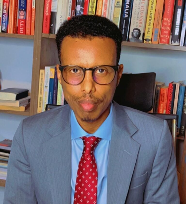 Lataliyaha Amniga Qaranka ” Naflacaarinimo iyo been la buunbuuniyo qarankan laguma cabsi-gelin karo”