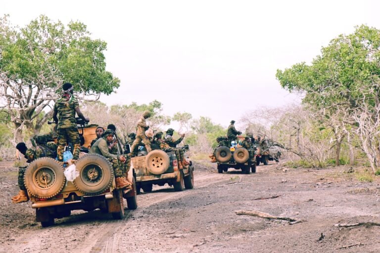 Dagaal xoogan oo ka socda Degmada Aadan Yabaal + qasaaraha ka dhashay.