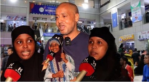 {DAAWO MUQAALKA} Siddee Magaalada Muqdisho looga dareemayaa diyaar garowga Maalinta Ciida?