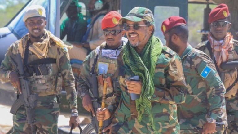 Madaxwayne Xasan Sheekh oo markale dib ugu laabanaya Furimaha dagaalka.