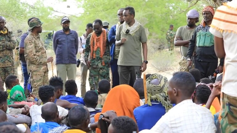 {DAAWO MUQAALKA} AS ama anaga midkeen ayaa joogaya Sh-dhaxe Maalmo tirsan ka dib.