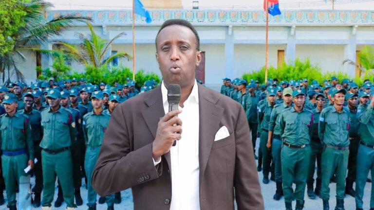 {DAAWO MUQAALKA} Ciidankii ilaalin lahaa Amniga Doorashooyinka oo tababar loo Furay.