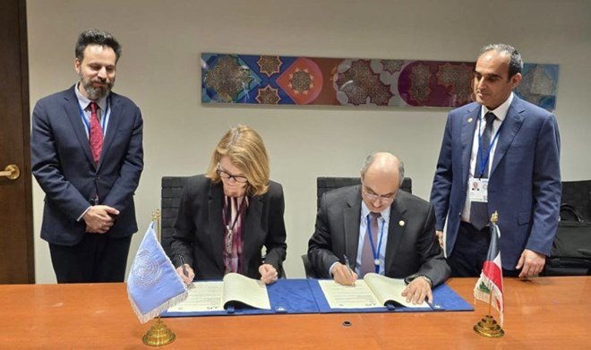 Dowladda Kuwait oo malaayiin lacag ah ugu deeqday Soomaaliya