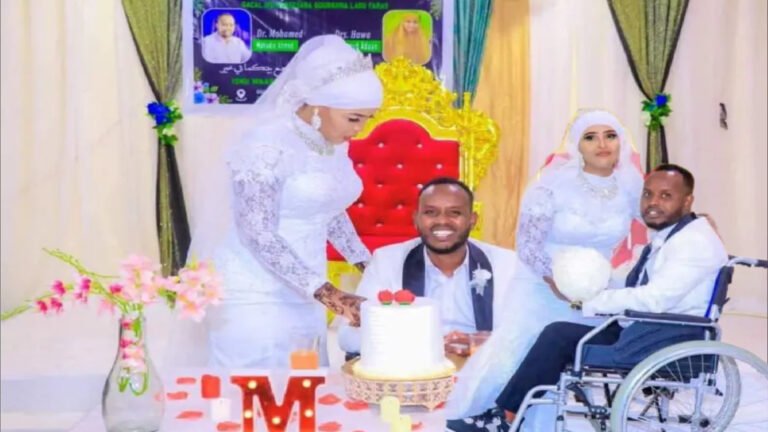 {DAAWO MUQAALKA} Muxuu ahaa Jacaylka Ku Billowday Farriinta Facebook iyo Qisadii Ka Danbeysay?