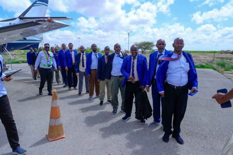 Puntland and Somaliland exchange prisoners captured during Las Anod conflict.
