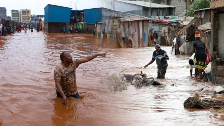{DAAWO MUQAALKA} Roobab khasaaro Nafeed Geystay oo ka da’ay wadanka kenya.