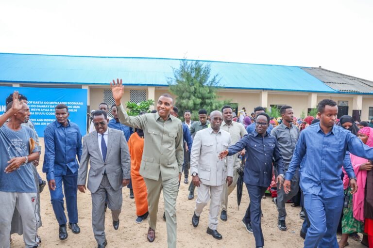 {DAAWO SAWIRADA} RW Soomaaliya oo kormeeray Goobaha Diiwaangalinta ee Xamar