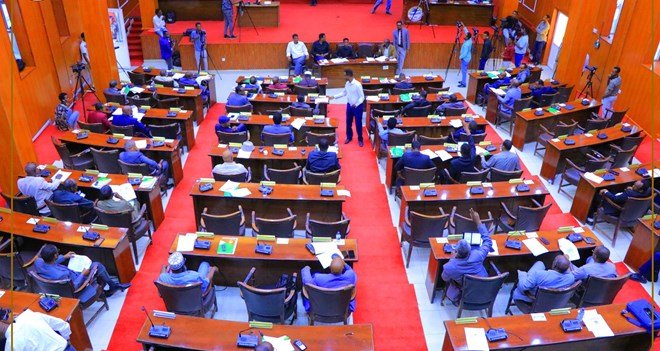 Baarlamaanka Somaliland oo ka hor yimid socdaalka RW xamse  ee laascaanood