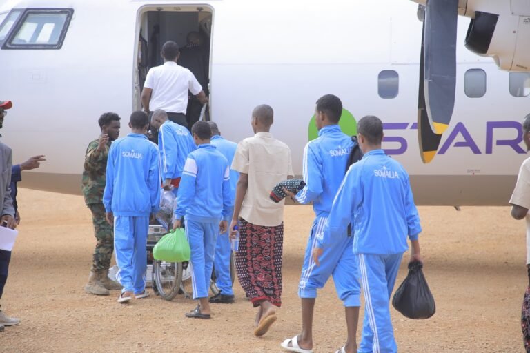 Tiro maxaabiis ah oo dowladda dhexe lagu wareejiyey oo muqdisho loo qaaday