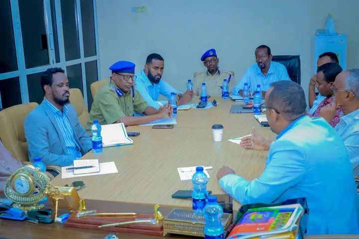 Puntland oo go’aanno adag ka soo saartay tahriibta dhallinyarada Deegaanadeda.