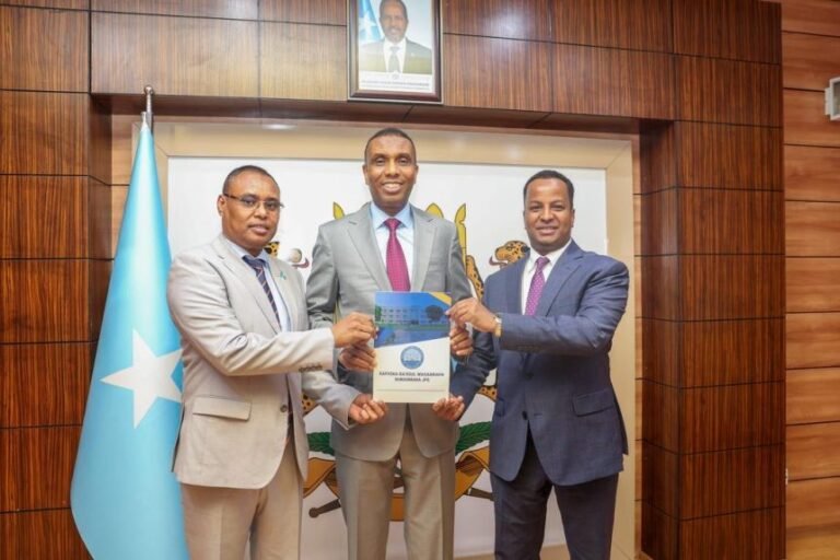 Prime Minister Hands Over Office to New Second Deputy Prime Minister.