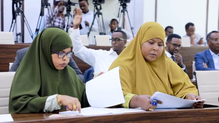 {DAAWO MUQAALKA} Maxaa Sababay Baaqashada Kulanka Golaha Shacabka Soomaaiya.?