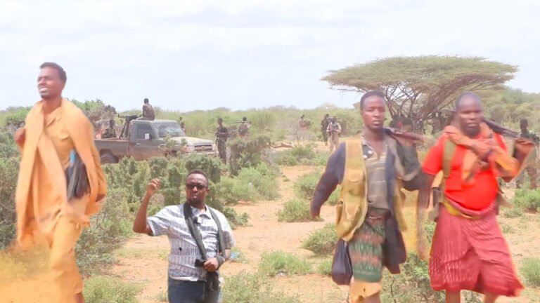 {DAAWO MUUQAALKA} Xawaadle jihaad dhab ah ayuu jiraa dal iyo dhibadna waa mideeysan yahay”XIl-Raaxeye