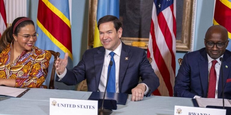 Wasiirka Arimaha Dibada Rwanda ayaa Xaqiijiyay In Mareykanka Ka Wada Hadleyn soo Celinta….