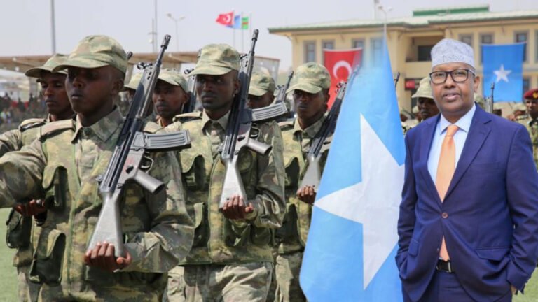 {DAAWO MUUQAALKA} Wasiirka Difaaca Soomaaliya oo Booqday Xerada Tababarka ciidamada TURKSOM.