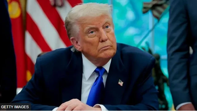 Madaxweeynaha Mareekanka oo Codsaday Kumannaan Booliis Dheeraad ah Si ay u Tarxiilaan Soo-Salootiga