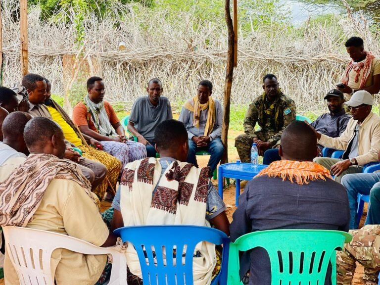 Top Somali security officials meet Tardo elders to bolster fight against AS