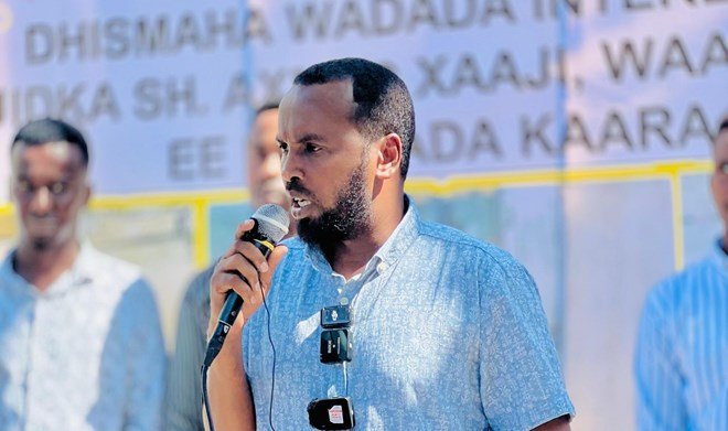 Guddoomiyaha Degmada Kaaraan oo shacabka degmada ugu baaqay inay weeraraan Mucaaradka Dowladda