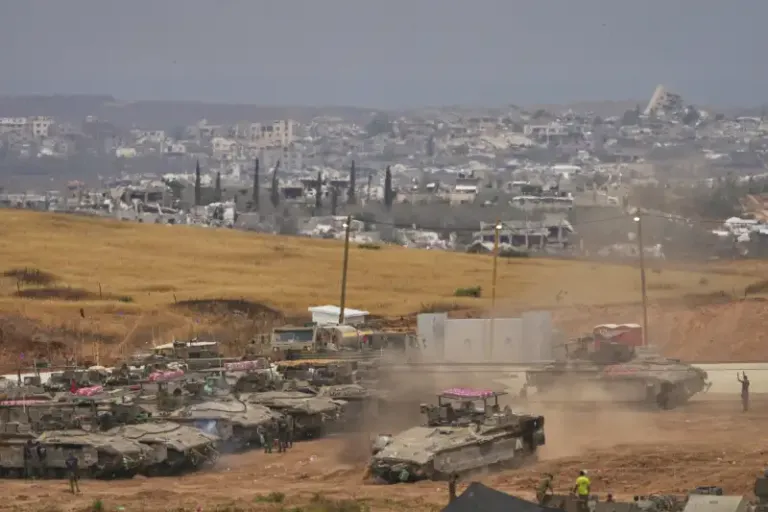 Israel oo duulaan cusub oo cir & dhul ah ka bilowday Gaza.