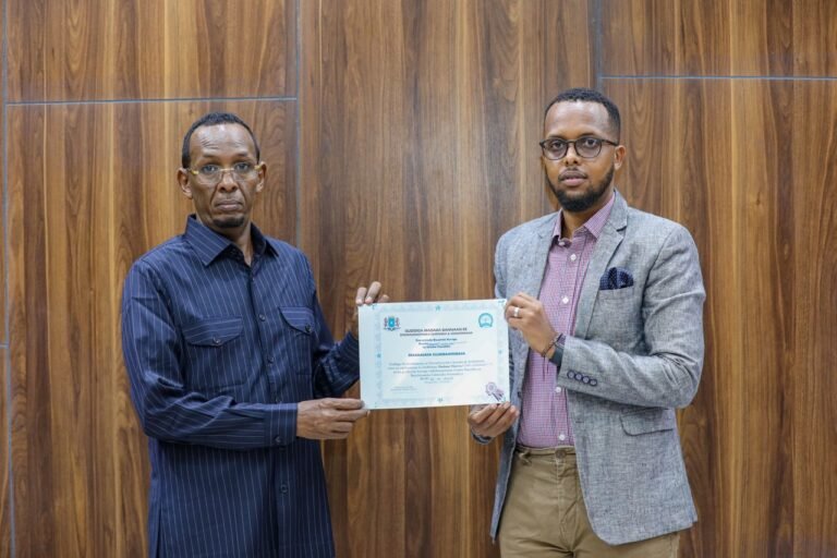 Sanbaloolshe oo Ku Guuleystay Kursiga HOP058 ee Baarlamaanka 11-aad