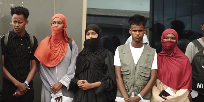 Somalia brings home nine nationals from Algeria to deter illegal migration.