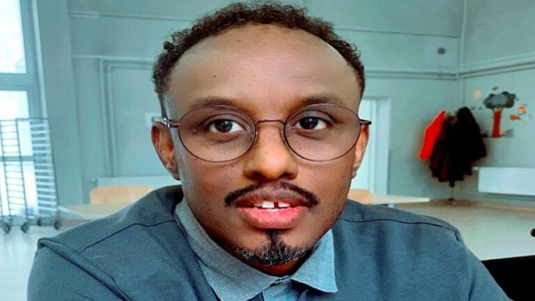 Mucaarad iyo Madax: Cidda Riday Rajadii Soomaaliya.