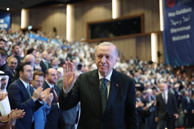 President Erdoğan “As Muslims, it is imperative for us to act in unity and solidarity”