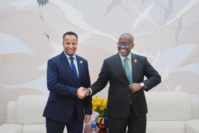 Somali FM Discusses with Rwandan Counterpart on Strengthening Cooperation