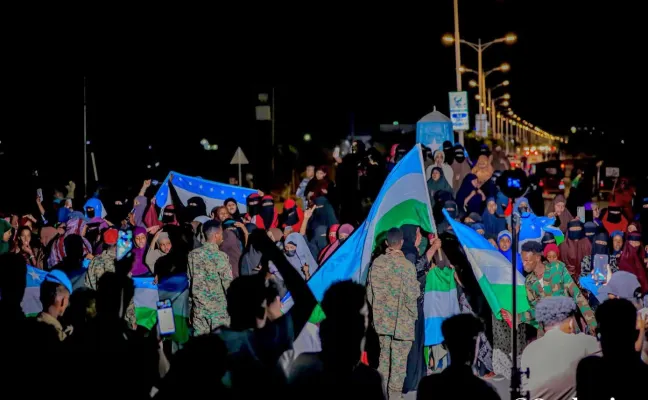 Shacabka Garoowe oo xalay sameeyay isu soo bax oo lagu taageerayo guusha ciidamada Puntland.