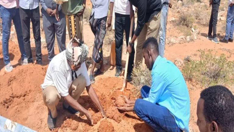 {DAAWO MUUQAALKA} Lamaanihii xalay la Dilay oo lagu aasay Magaalada Gaalkacyo