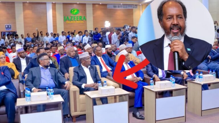 {DAAWO MUUQAALKA}  Madaxda Dowlada iyo Mucaaradka Soomaaliya oo Manta kulmayo.