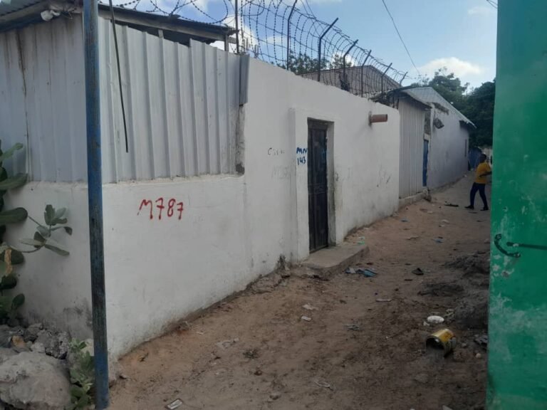 Faahfaahin Rag Ku Dhaawacmay Qarax aay Diyaarinaayeen