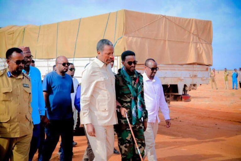 Ethiopia’s Somali region hands over military equipment to support anti-Al-Shabab campaign in Hiiraan region