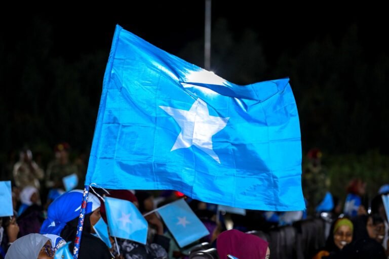 Maxaa lagu xasuusta 1 Luuliyo.